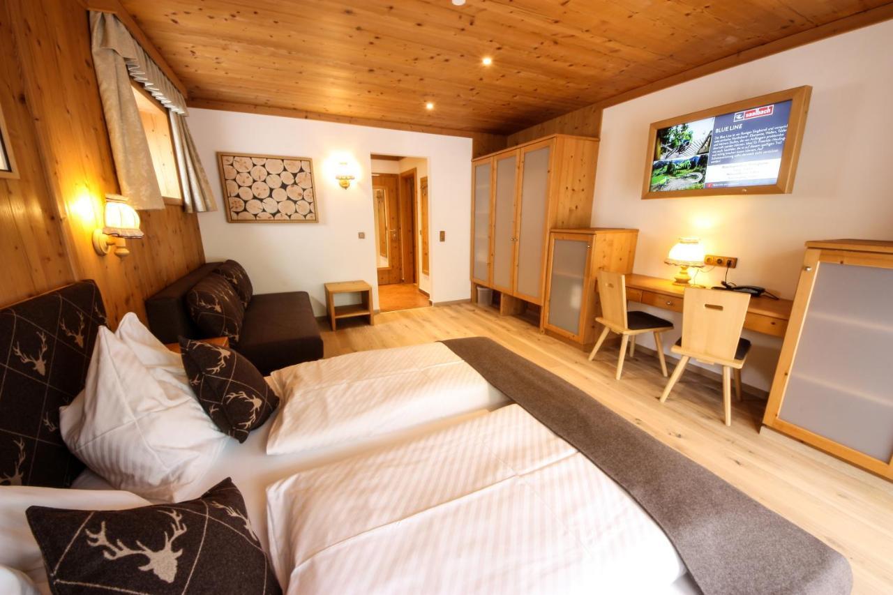 Talheimer Grias Di & Hoamat Since 1958 Inklusive Therme Tauern Spa & Jokercard سالباخ هينترغليم المظهر الخارجي الصورة
