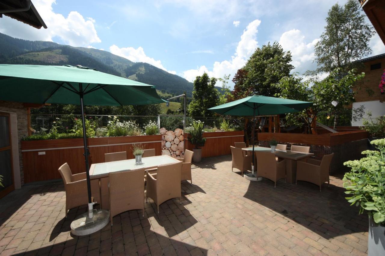 Talheimer Grias Di & Hoamat Since 1958 Inklusive Therme Tauern Spa & Jokercard سالباخ هينترغليم المظهر الخارجي الصورة