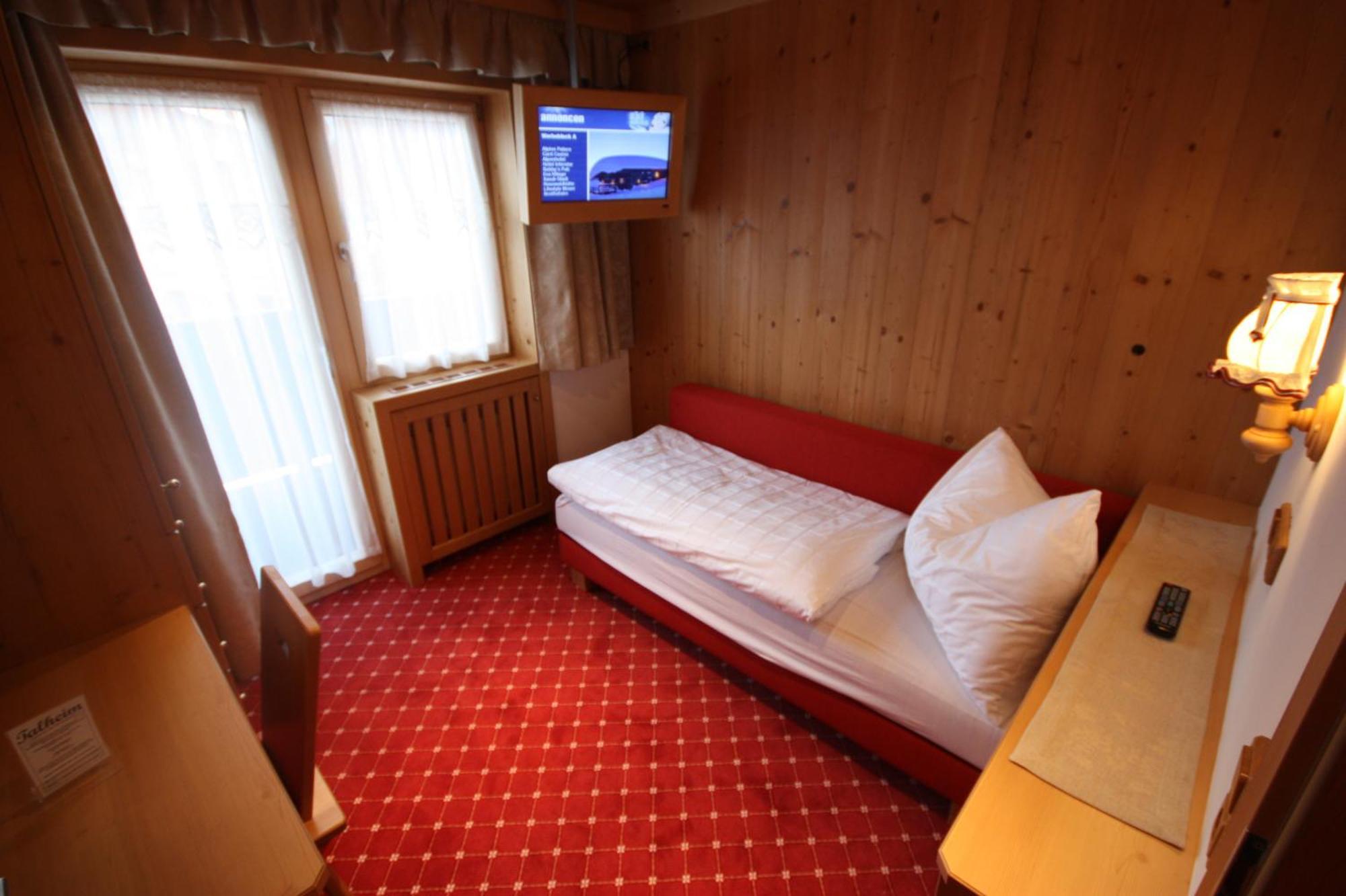 Talheimer Grias Di & Hoamat Since 1958 Inklusive Therme Tauern Spa & Jokercard سالباخ هينترغليم الغرفة الصورة